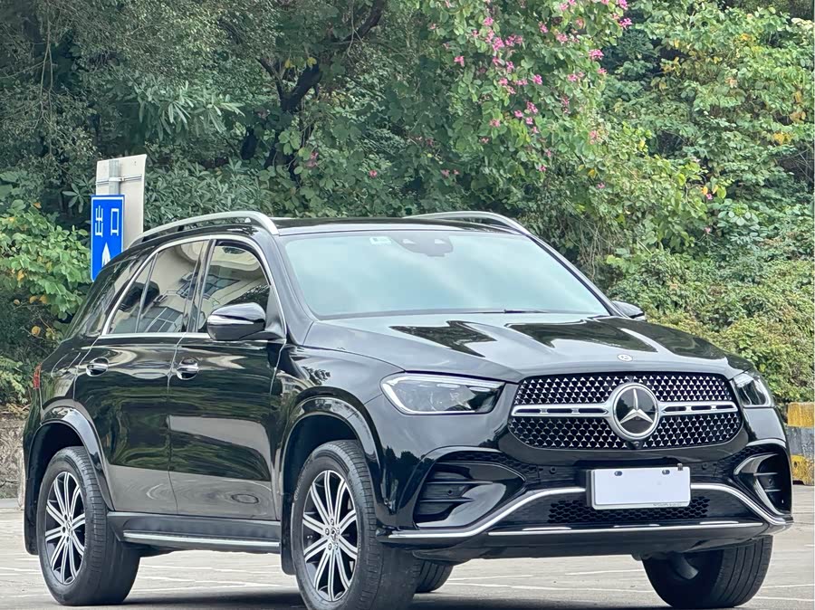 Mercedes-Benz GLE Class 2024 immagine di auto #4