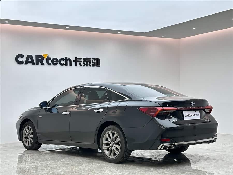 Toyota Avalon 2020 car image #4