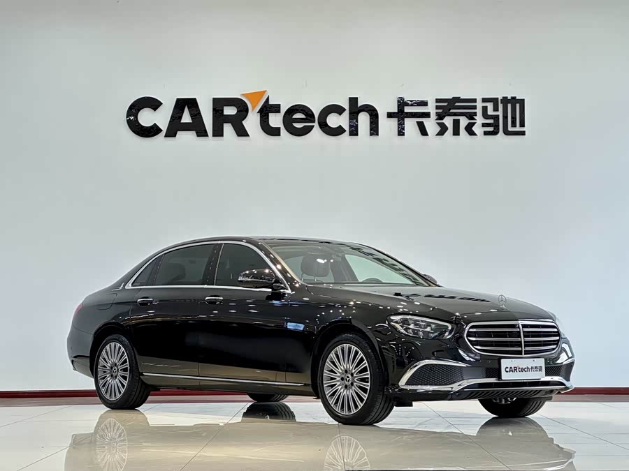 Mercedes-Benz E Class 2023 car image #4