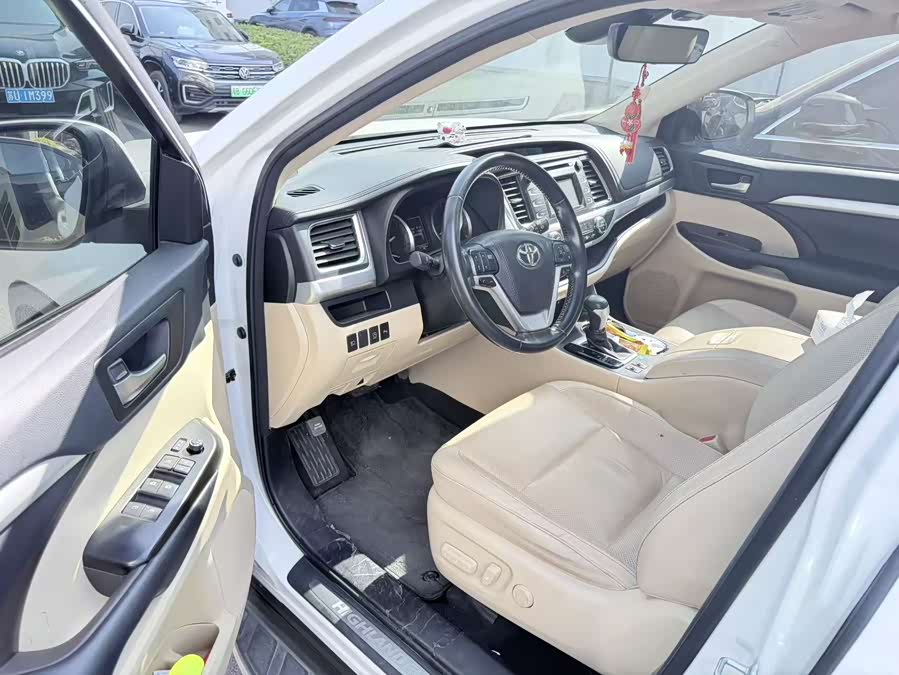 Toyota Highlander 2018 #4 Toyota Highlander 2018 car image #4