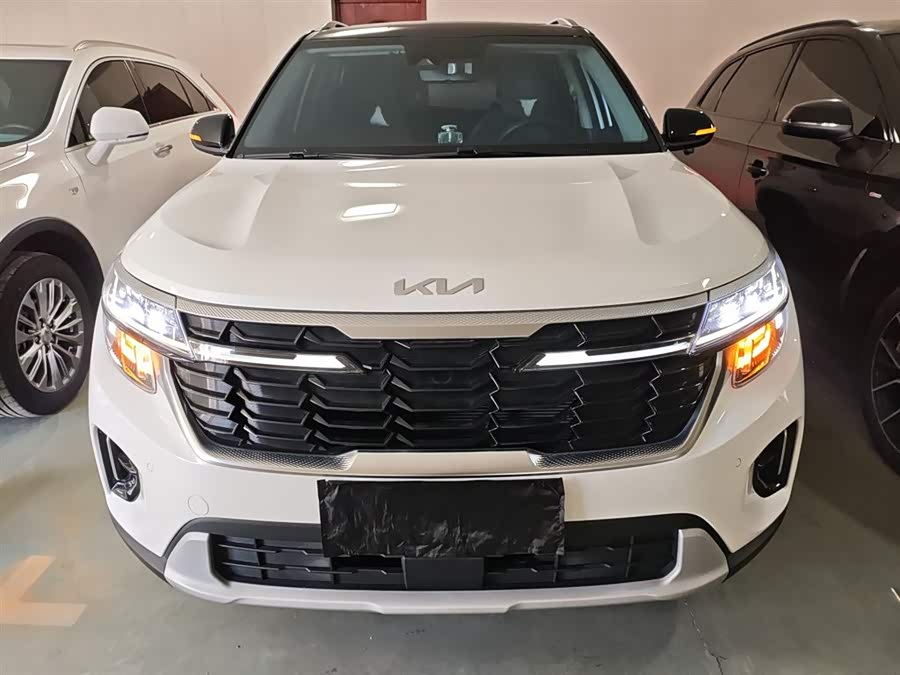 Kia Seltos 2024 car image #4