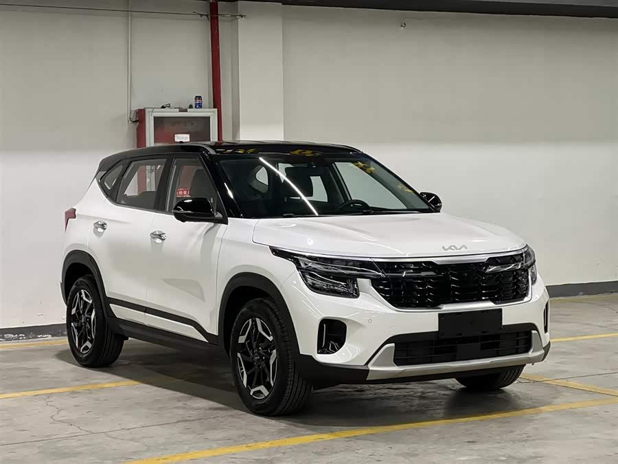 Kia Seltos 2025 car image #4