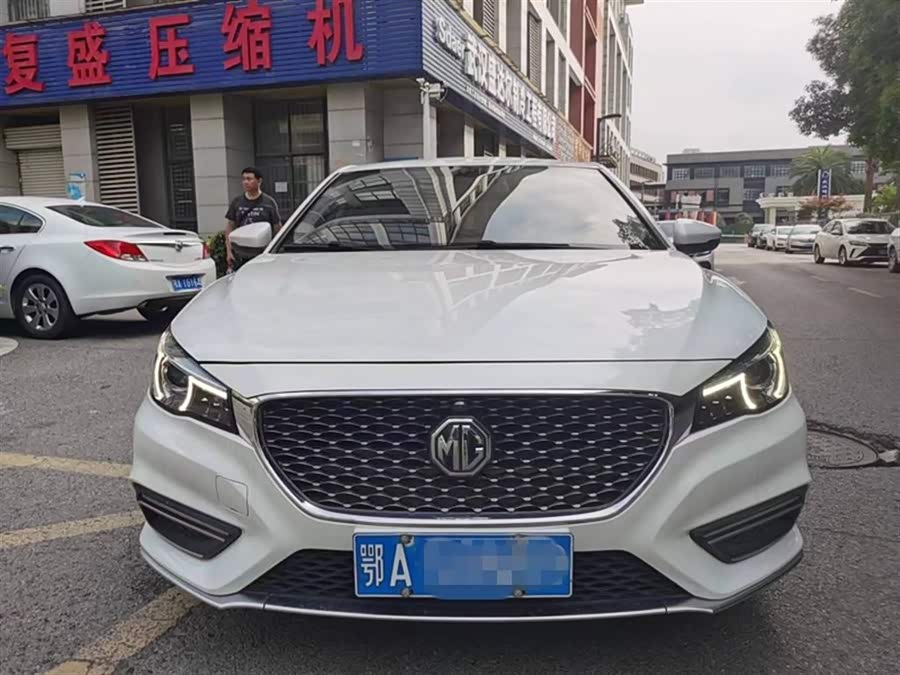 MG 6 2018 car image #4