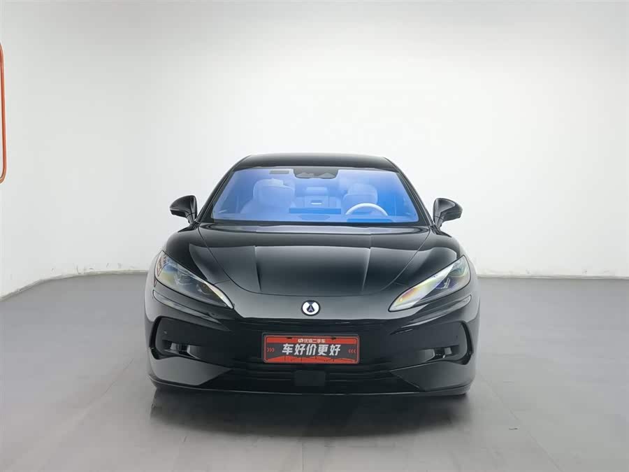 Denza Z9 2024 #4 Denza Z9 2024 car image #4