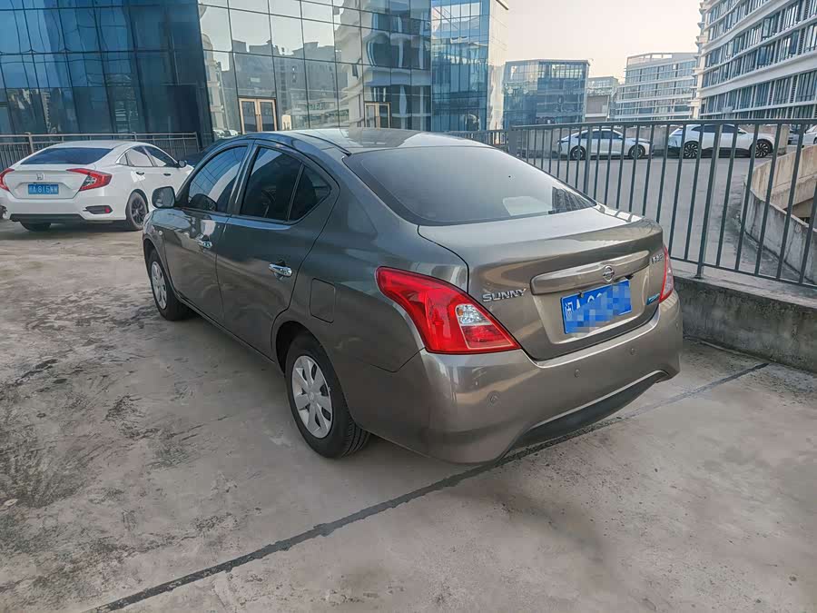 Nissan Sunny 2018 #4 Nissan Sunny 2018 car image #4