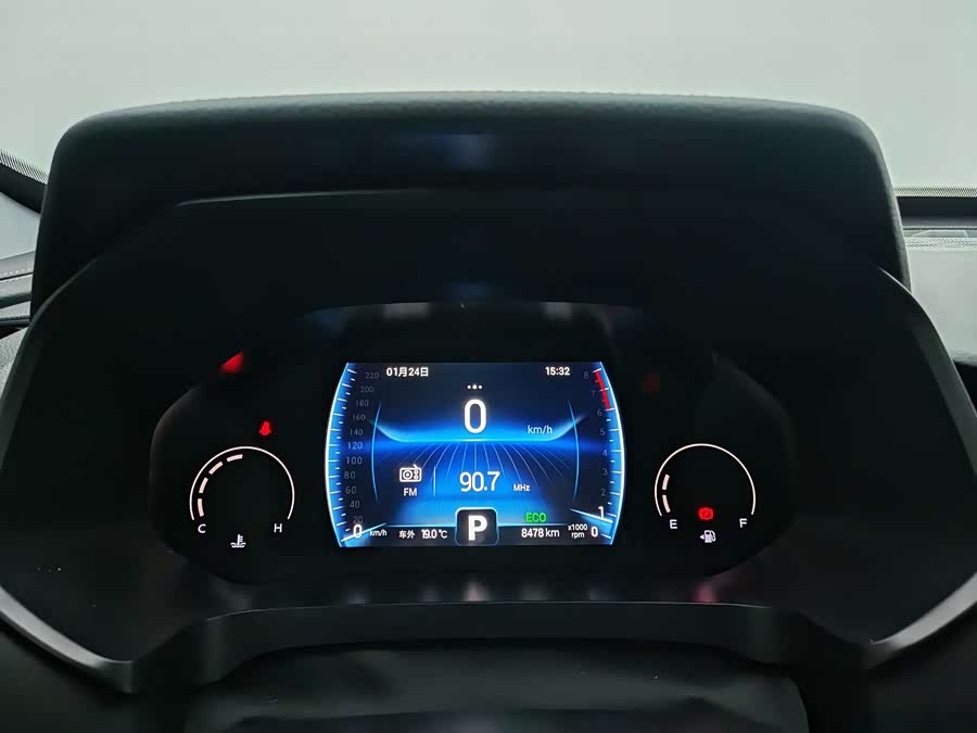 Chery Tiggo 8 2025 immagine di auto #4