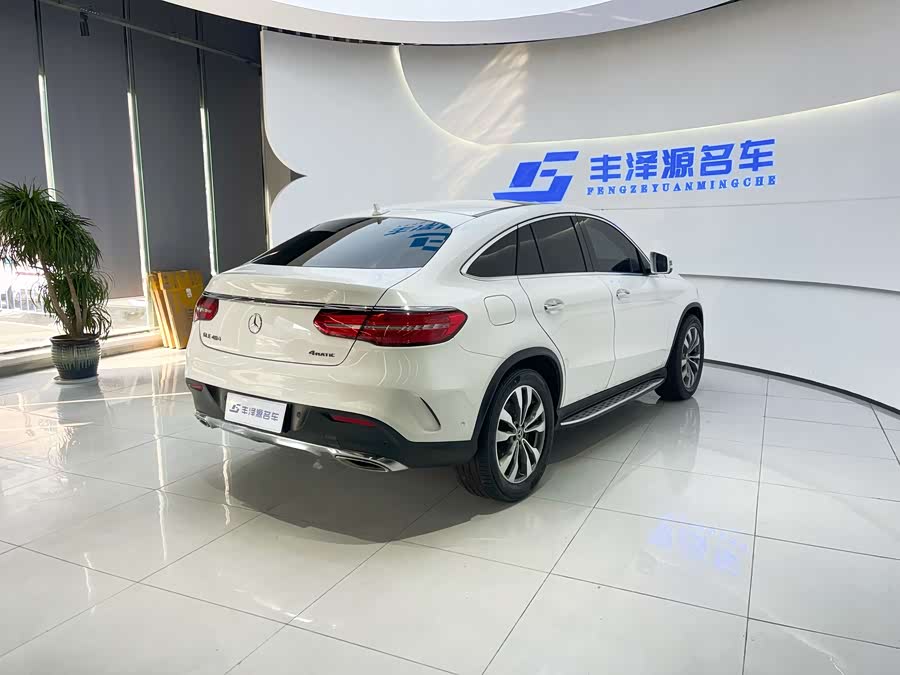 Mercedes-Benz GLE Coupe 2019 #4 Mercedes-Benz GLE Coupe 2019 car image #4