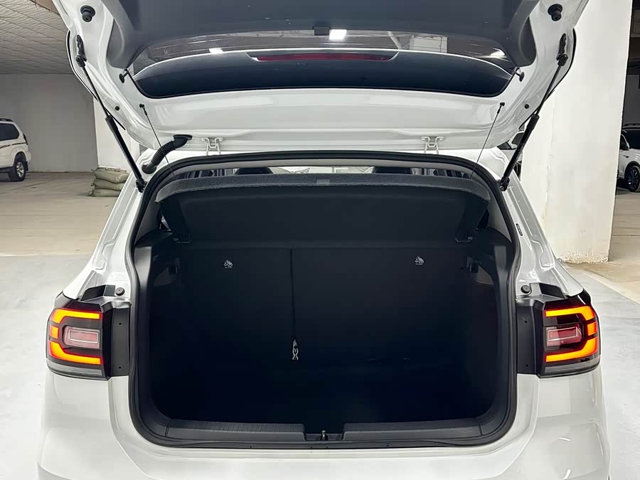 Volkswagen Tacqua 2023 #4 Volkswagen Tacqua 2023 car image #4