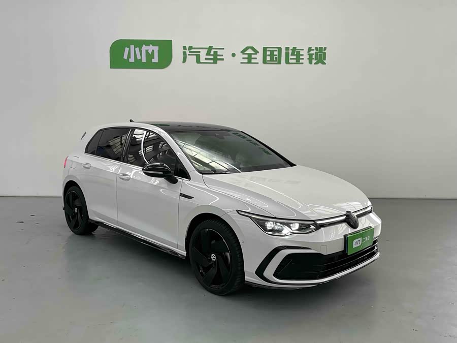 Volkswagen Golf 2021 car image #4