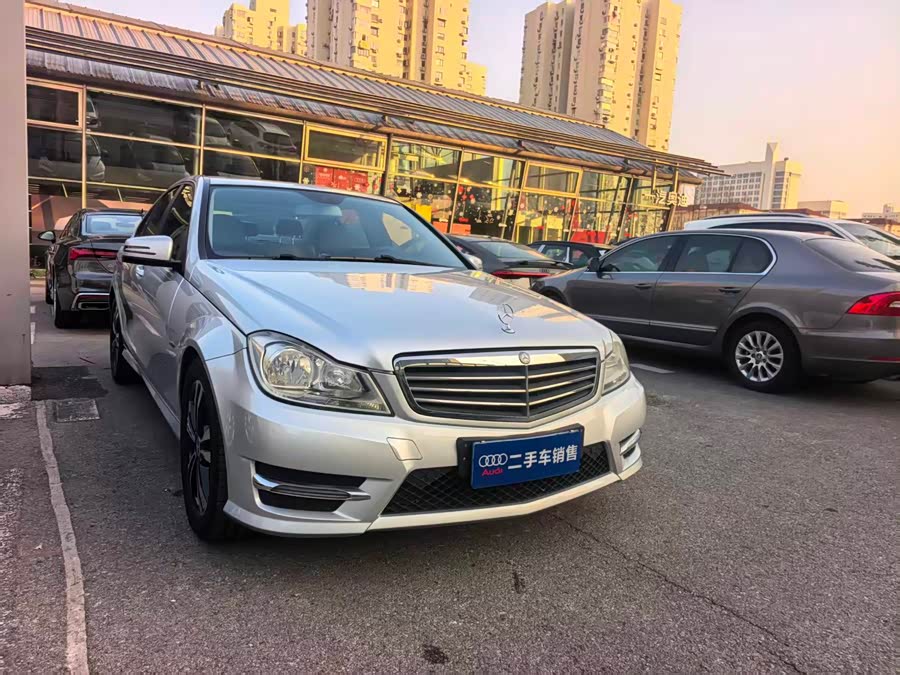 Mercedes-Benz C Class 2014 car image #4