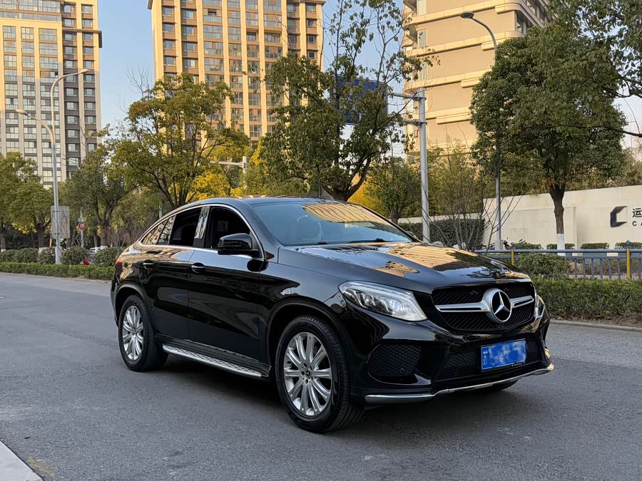 Mercedes-Benz GLE Coupe 2017 #4 Mercedes-Benz GLE Coupe 2017 car image #4