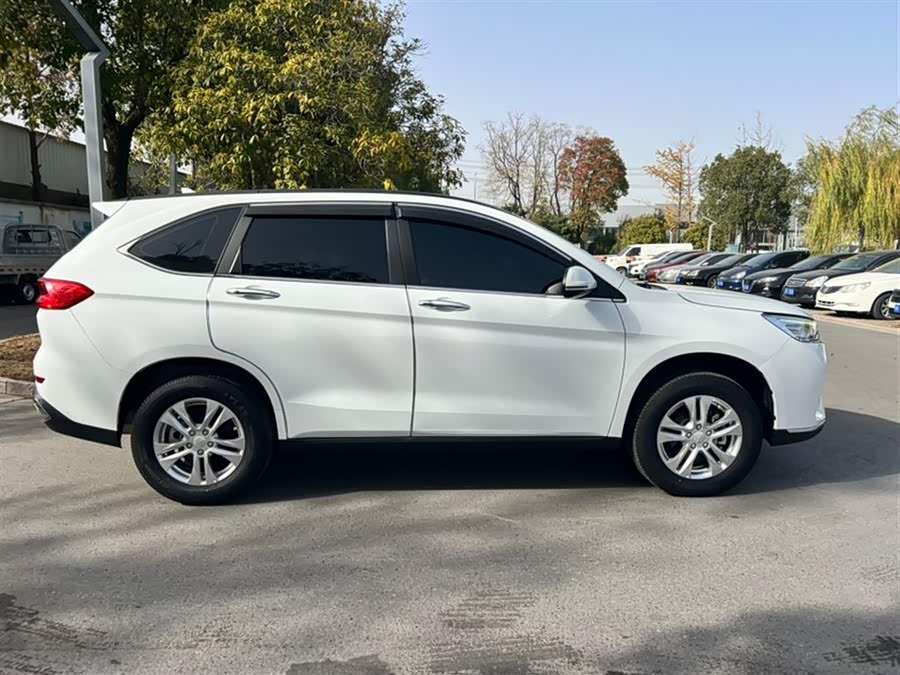 Haval M6 2023 #4 Haval M6 2023 car image #4