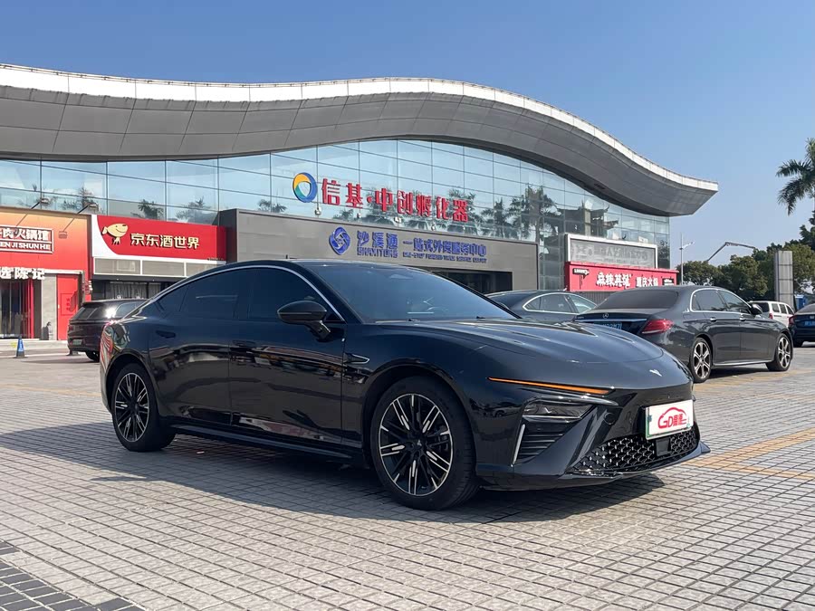 哪吒汽车 哪吒S 2023 汽车图片 #4