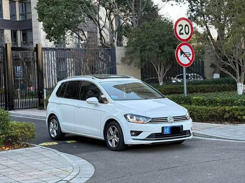 Volkswagen Golf (Imported) 2016 imagem de carro #4