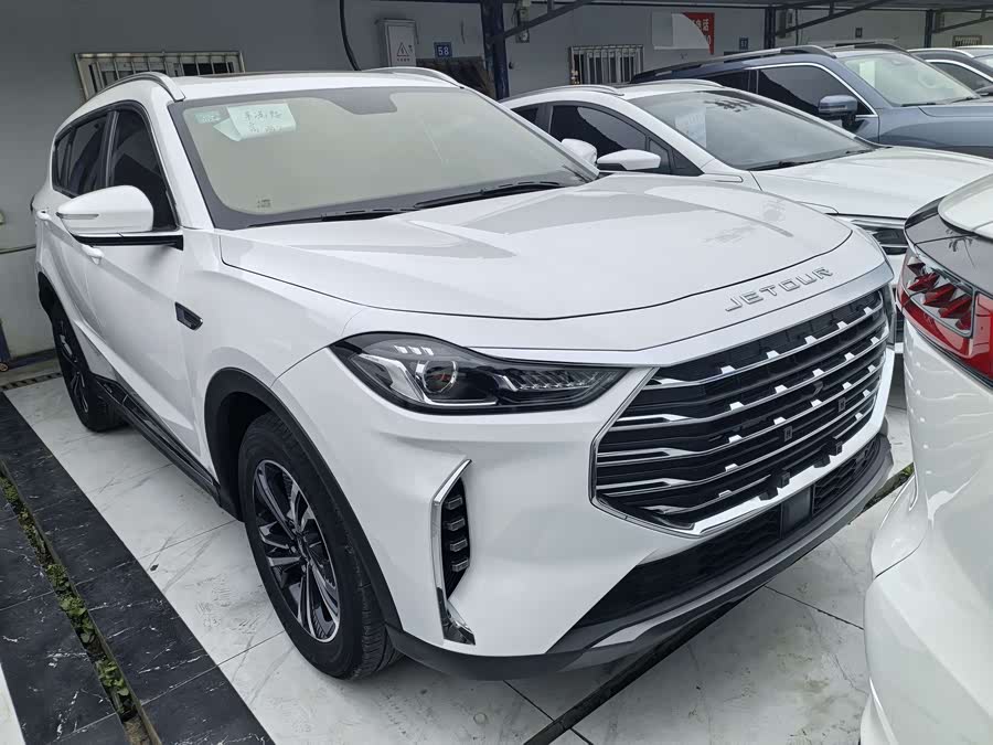 Jetour X70 PLUS 2022 car image #4