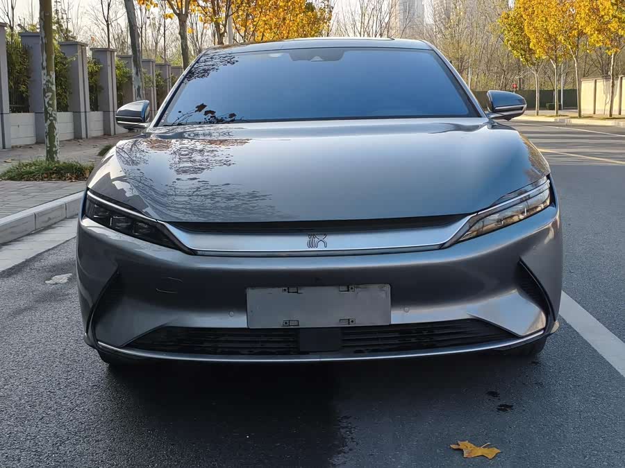 BYD Han 2025 car image #4