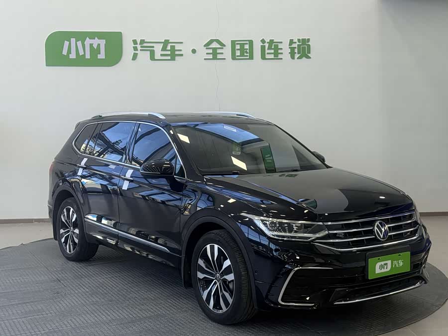 Volkswagen Tiguan L 2021 car image #4