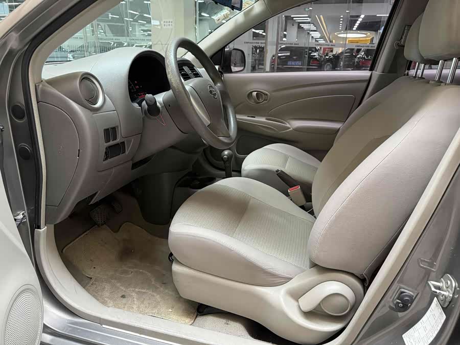 Nissan Sunny 2016 car image #4