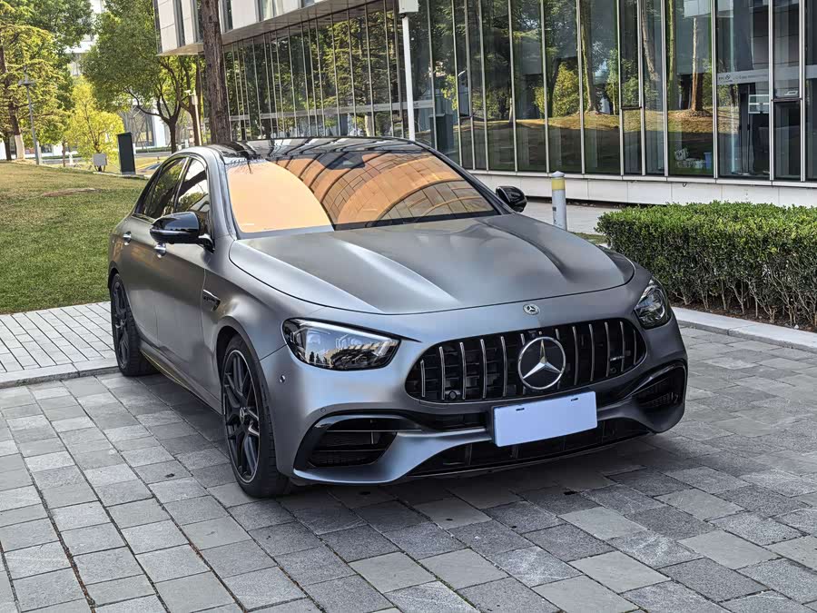 Mercedes-Benz E AMG 2021 صورة سيارة #4