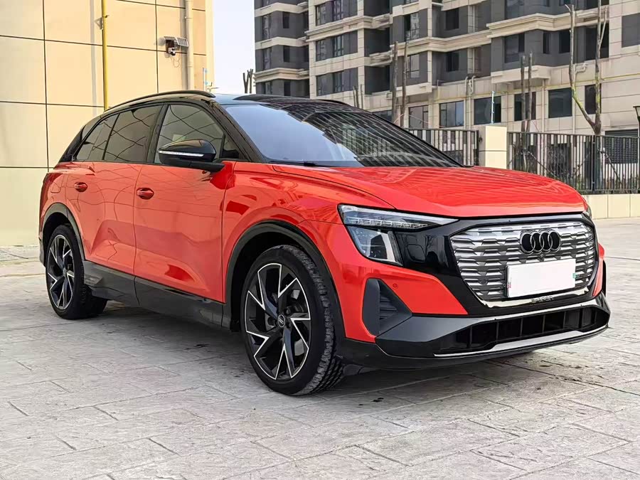 Audi Q5 e-tron 2022 imagem de carro #4