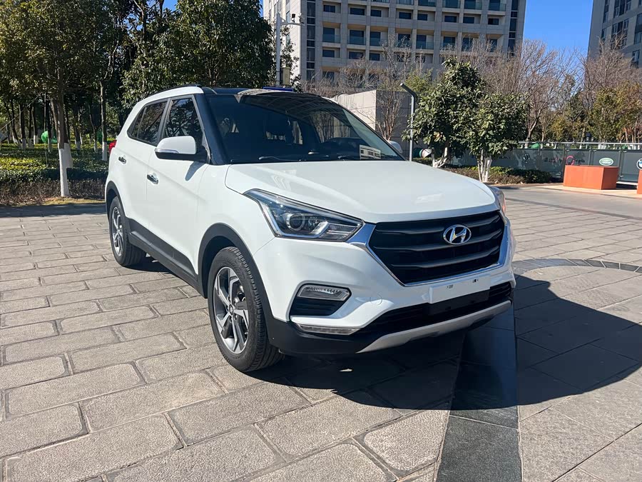 Hyundai ix25 2019 #4 Hyundai ix25 2019 car image #4