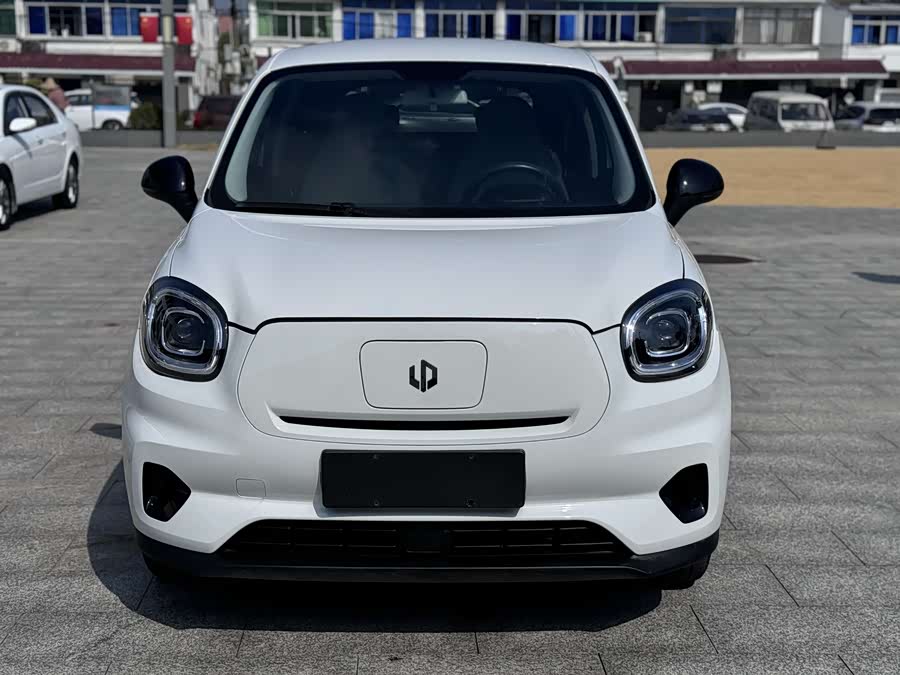 零跑汽车 零跑T03 2022 汽车图片 #4