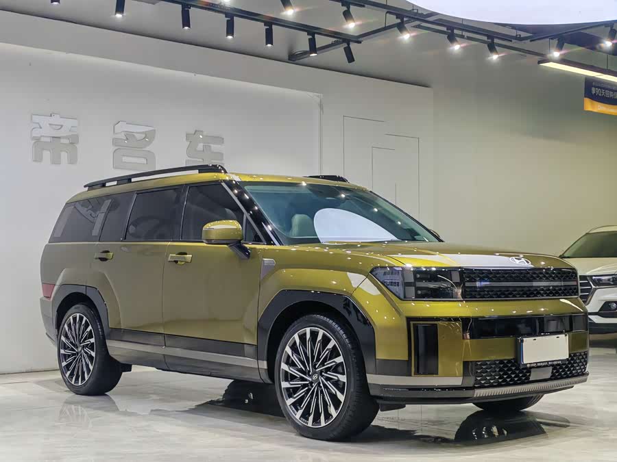 Hyundai Santa Fe 2025 car image #4