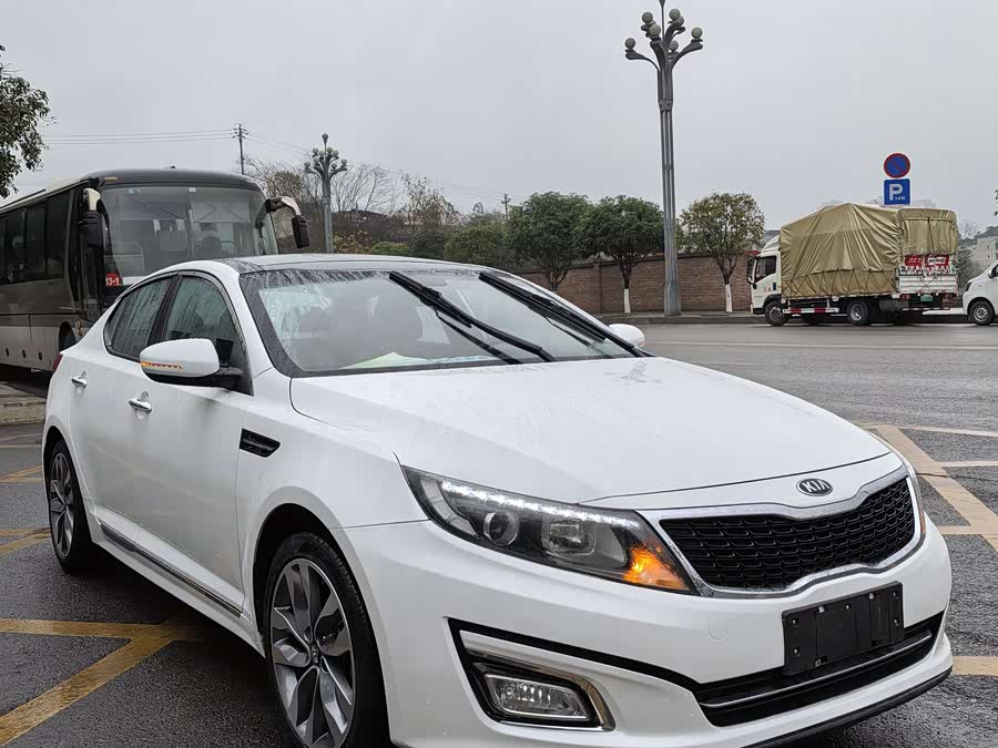 Kia K5 2015 car image #4