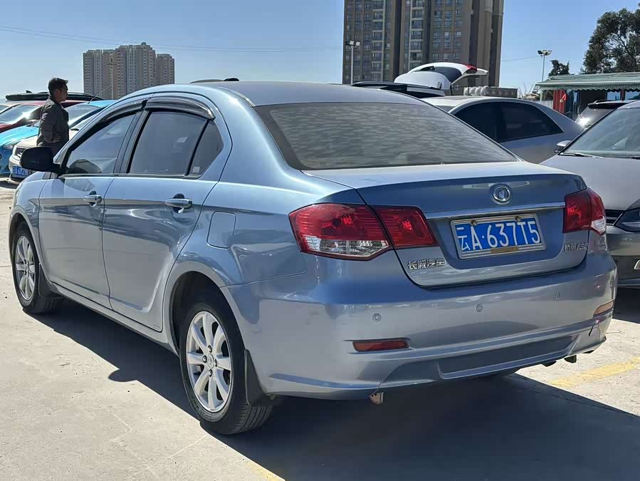 Great Wall C30 2010 car image #4