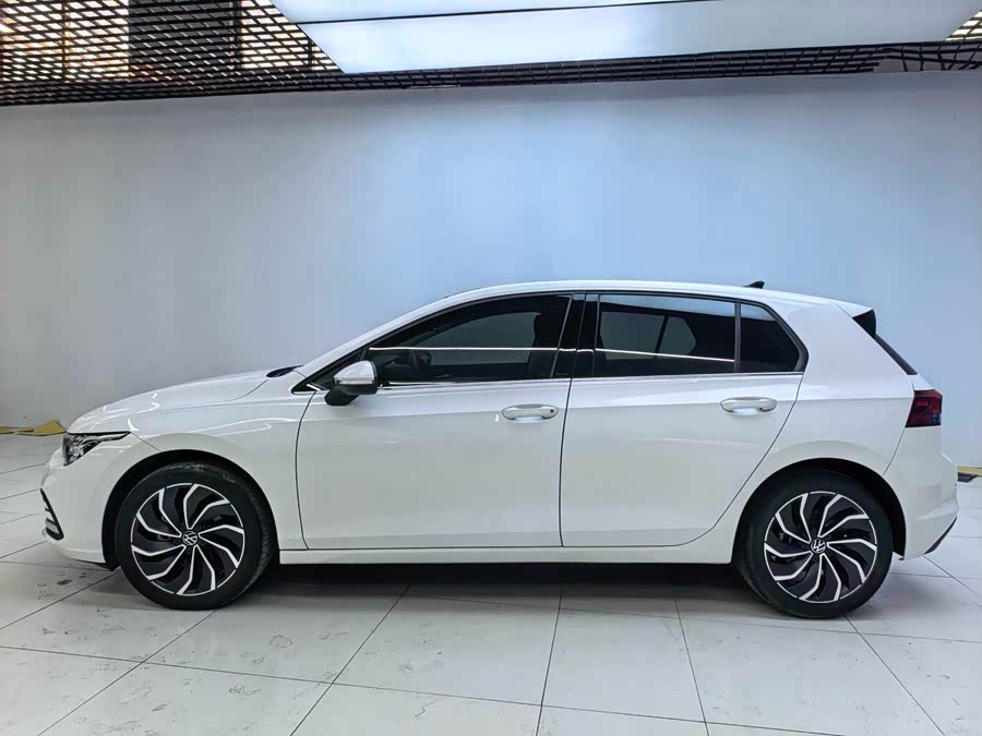 Volkswagen Golf 2021 #4 Volkswagen Golf 2021 изображение автомобиля #4