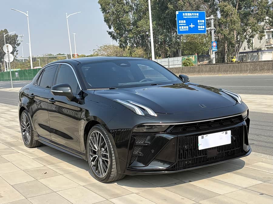 Lynk & Co 03 2023 car image #4