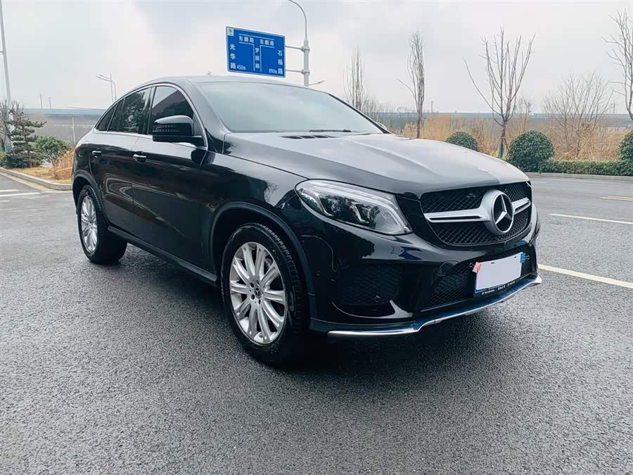 Mercedes-Benz GLE Coupe 2019 #4 Mercedes-Benz GLE Coupe 2019 car image #4