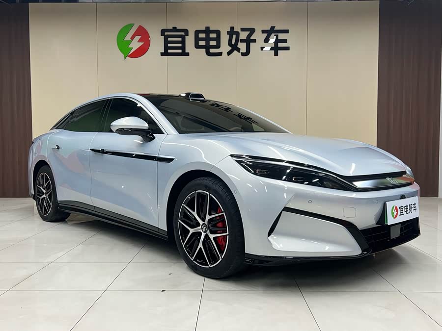 BYD HanL 2025 #4 BYD HanL 2025 car image #4