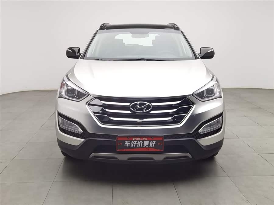 Hyundai Santa Fe 2015 car image #4
