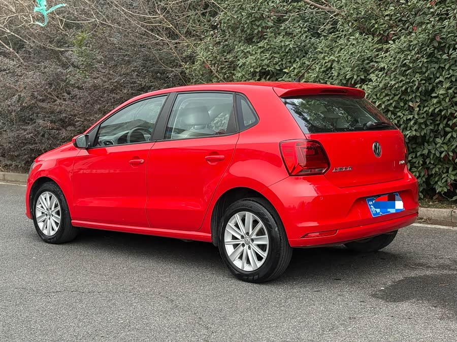 Volkswagen Polo 2015 immagine di auto #4