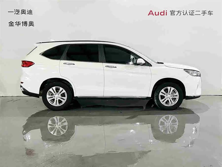 Haval M6 2022 #4 Haval M6 2022 car image #4