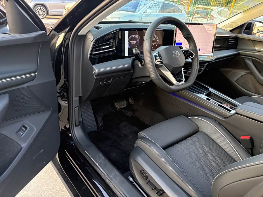 Volkswagen Magotan 2025 car image #4