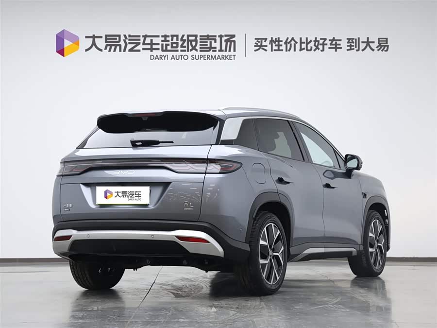 BYD SongL DM-i 2025 car image #4