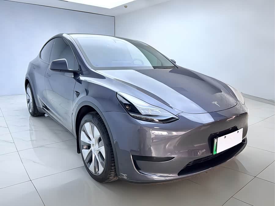 Tesla Model Y 2022 #4 Tesla Model Y 2022 car image #4