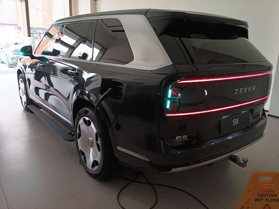 Zeekr 9X #4 Zeekr 9X car image #4