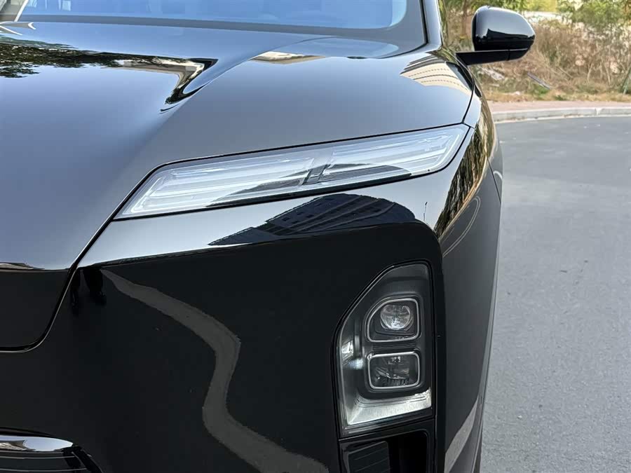 蔚来 蔚来ES8 2025 汽车图片 #4