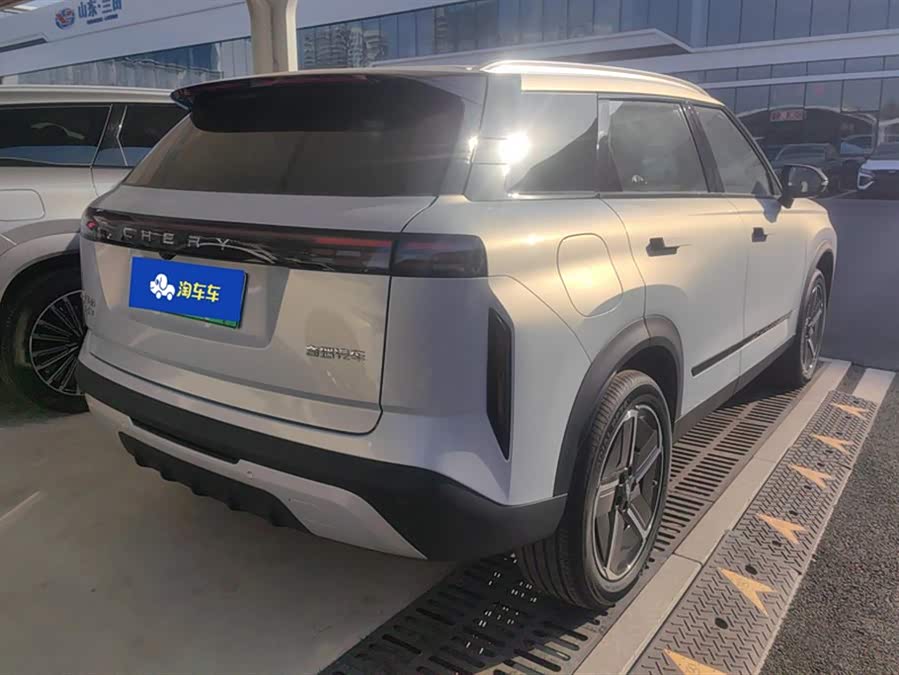 Chery Exploration 06 C-DM 2025 car image #4