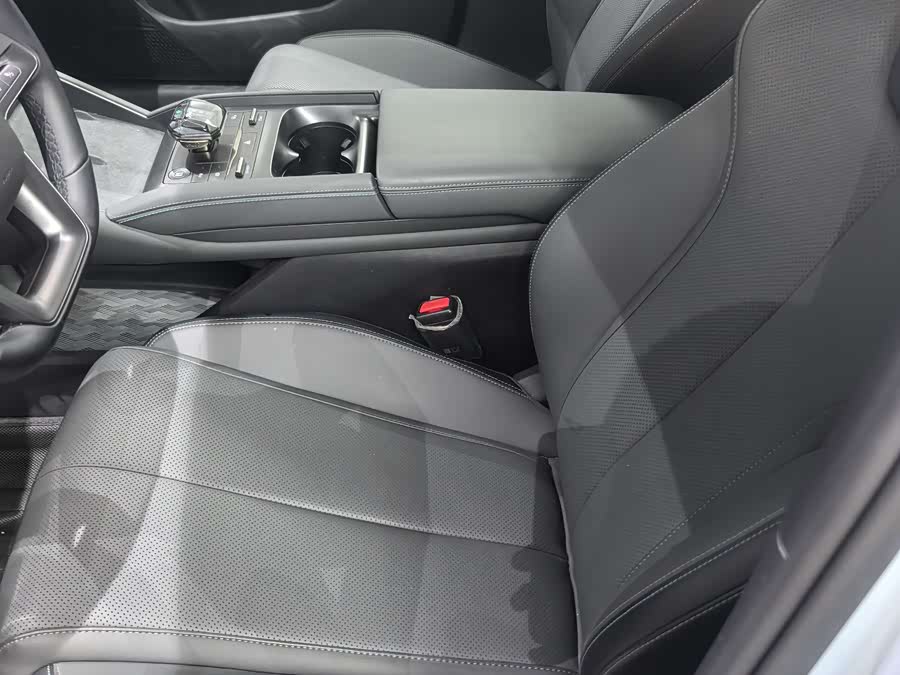 BYD Qin L 2025 #4 BYD Qin L 2025 car image #4