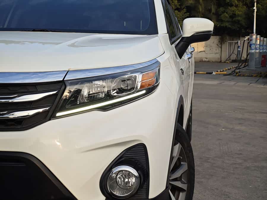 GAC Trumpchi GS3 2019 #4 GAC Trumpchi GS3 2019 car image #4