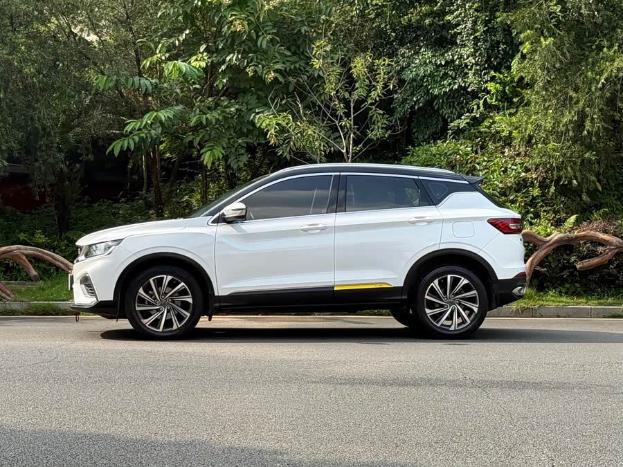 GEELY Coolray 2019 car image #4