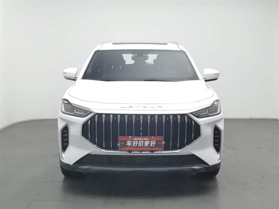 X70 PLUS 2024 car image #4
