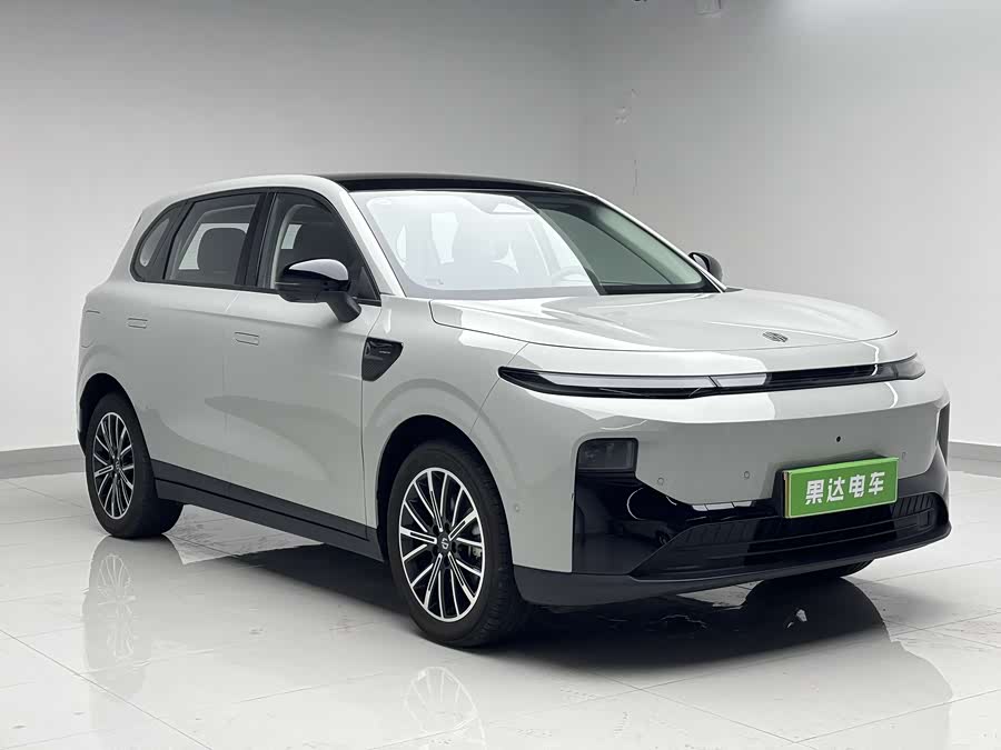 零跑汽车 零跑B10 2025 汽车图片 #4