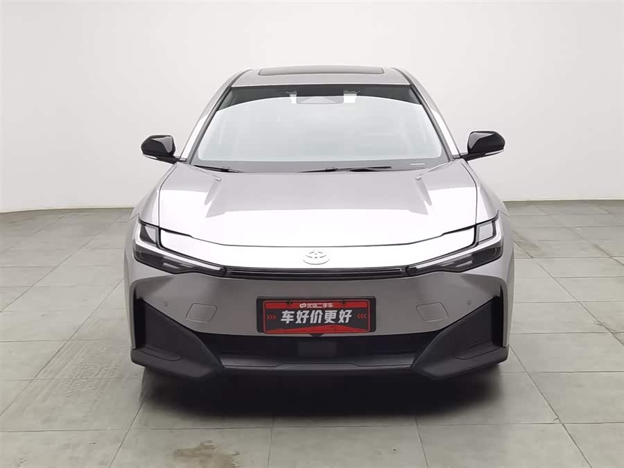 Toyota bZ3 2023 immagine di auto #4