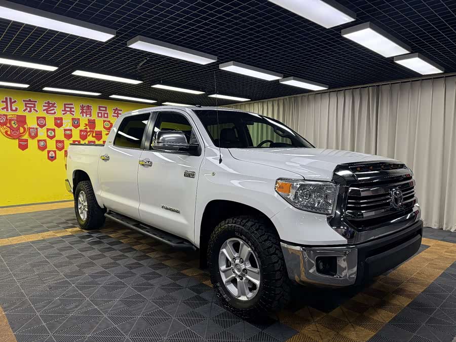 Toyota Tundra 2018 immagine di auto #4