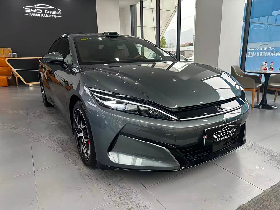 BYD HanL 2025 #4 BYD HanL 2025 car image #4